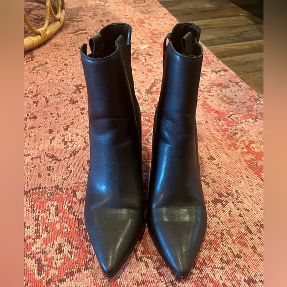 Kendall & Kylie Finigan Black Pointed Toe Ankle Booties, Size: 8, Vegan Leather - Picture 3 of 11